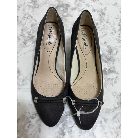 Lifestride Gianna Pumps 9W Gray Heels Comfort Microsuede Almond Toe Slip On - Picture 7 of 9